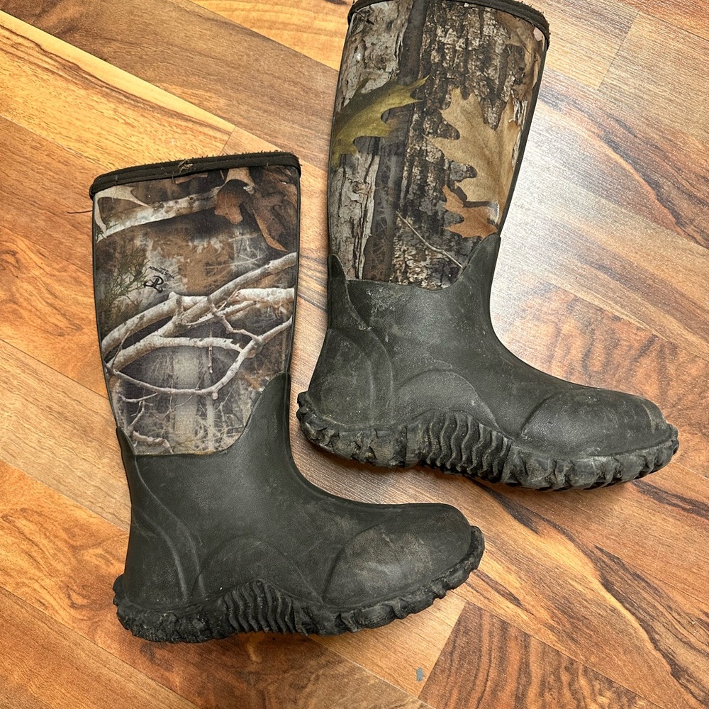 Little Boys 12 Camouflage and Black Rubber Boots